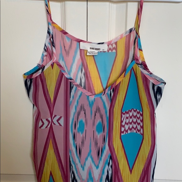 Gorgeous sheer back tank top - Picture 2 of 5